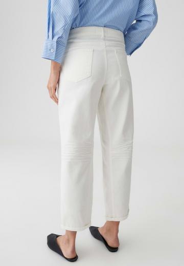 Короткие джинсы