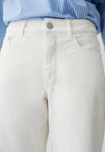 Короткие джинсы