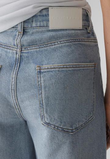 Джинсовые шорты