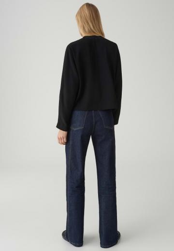 Атласная блузка