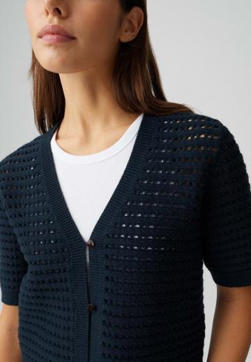 Вязаная кофта