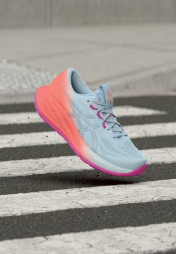 Беговые кроссовки