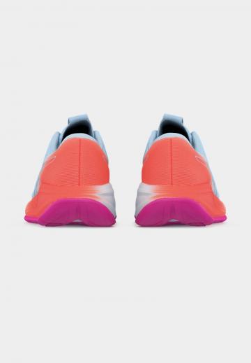 Беговые кроссовки