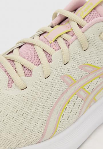 Беговые кроссовки