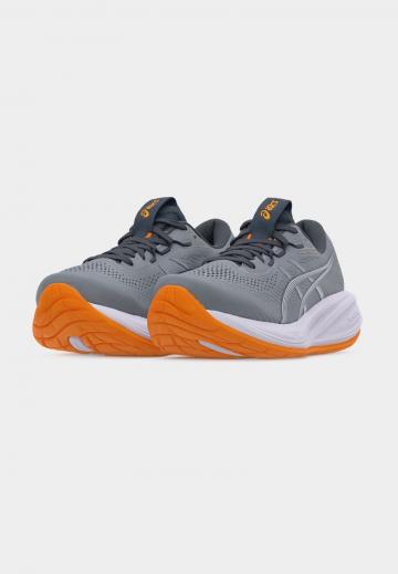 Беговые кроссовки