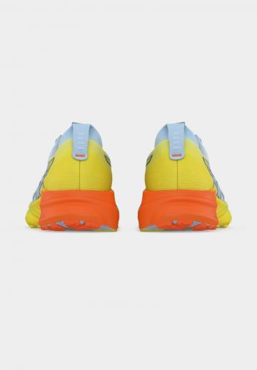 Беговые кроссовки