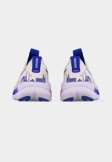 Беговые кроссовки