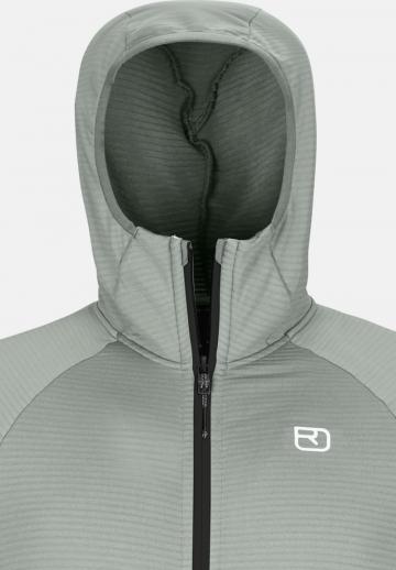 Флисовая куртка