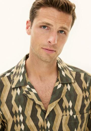 Рубашка с коротким рукавом