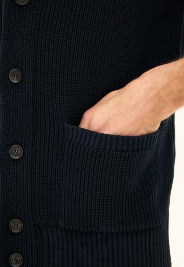 Вязаная кофта