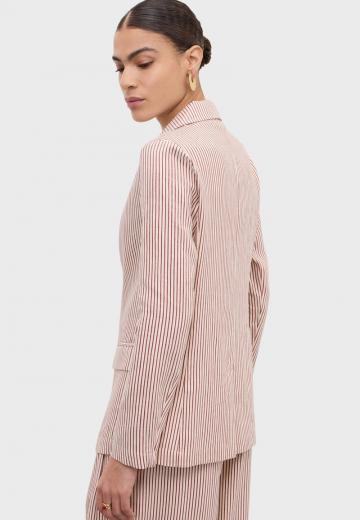 Длинный блейзер