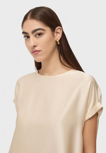 Атласная блузка