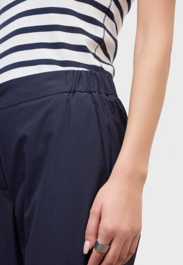 Узкие брюки