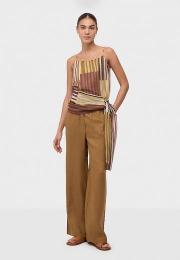 Топ на бретельках