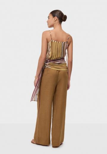 Топ на бретельках