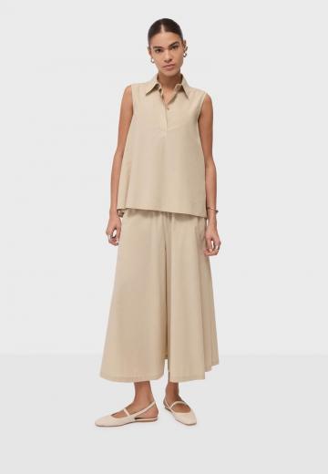 Блузка без рукавов