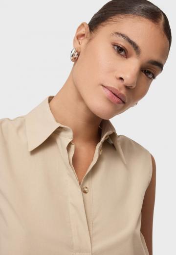 Блузка без рукавов