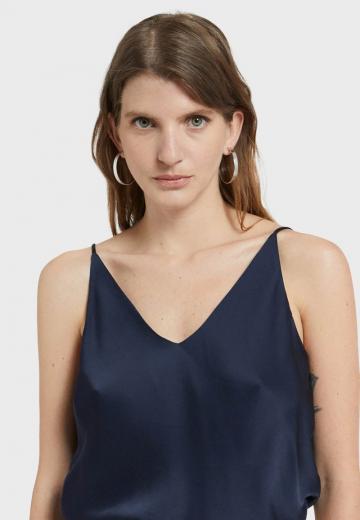 Топ на бретельках