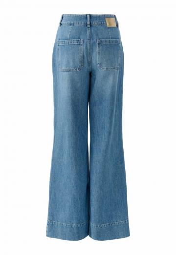 Клешеные джинсы