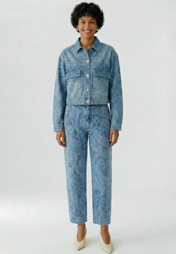 Джинсовая куртка