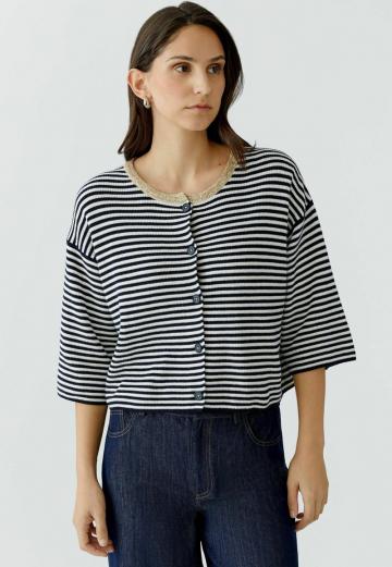 Вязаная кофта