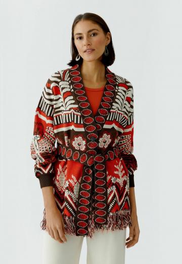 Жаккардовая вязаная кофта