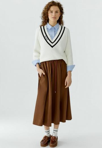 Пуловер в полоску