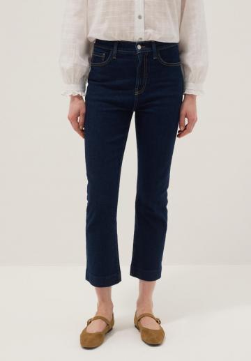 Клешеные брюки