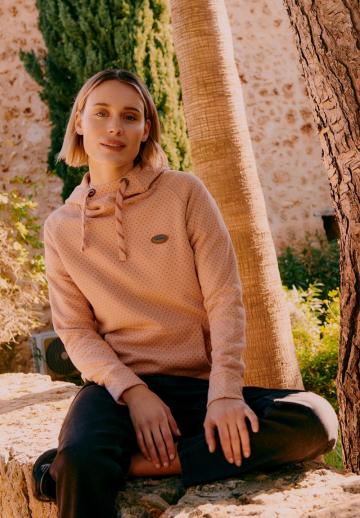 Пуловер с капюшоном