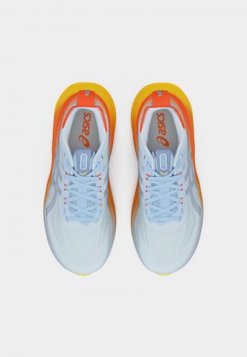 Беговые кроссовки