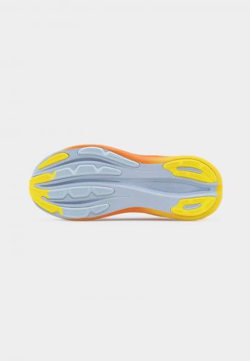 Беговые кроссовки