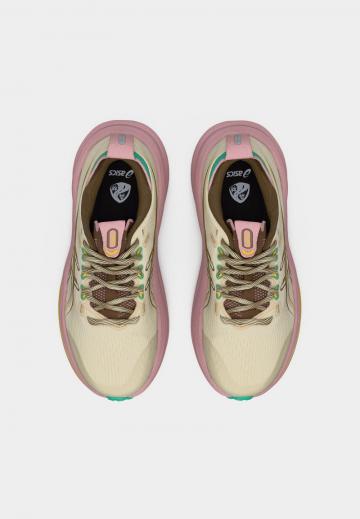 Беговые кроссовки