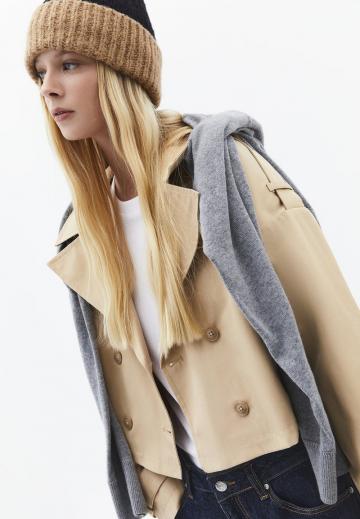 Короткий блейзер