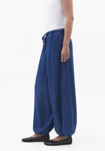 Свободные джинсы