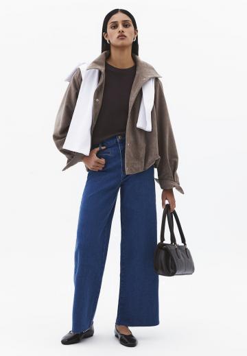 Клешеные джинсы