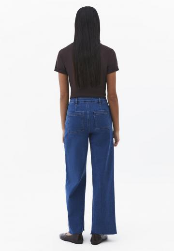 Клешеные джинсы