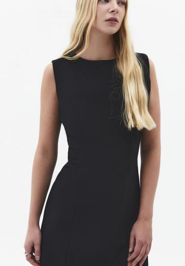 Короткое платье