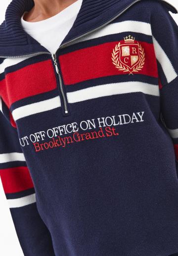 Пуловер в полоску