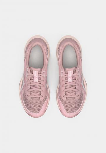 Кроссовки для зала