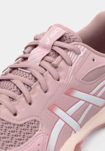 Кроссовки для зала