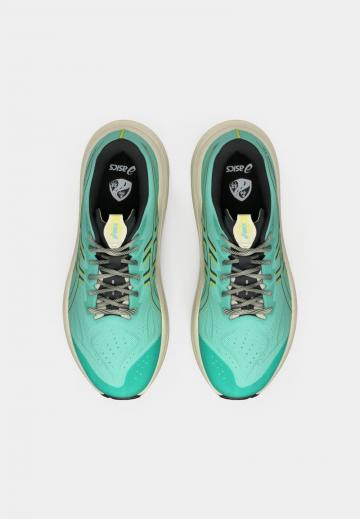 Беговые кроссовки