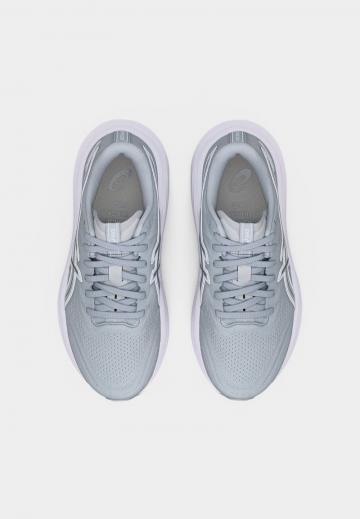 Беговые кроссовки