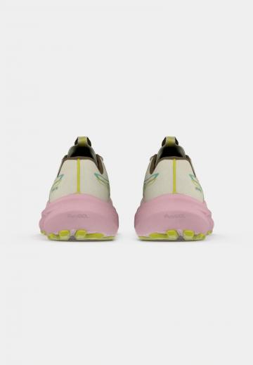 Беговые кроссовки