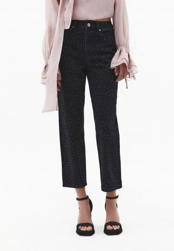 Короткие джинсы