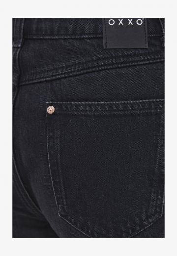 Короткие джинсы