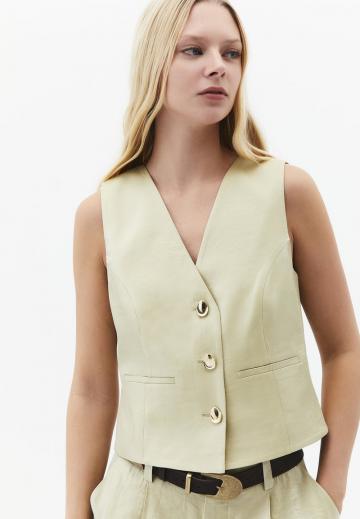 Джинсовая жилетка