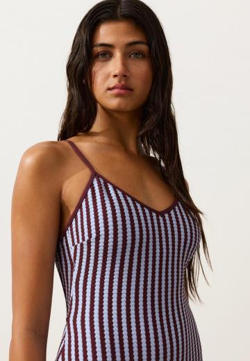 Слитный купальник