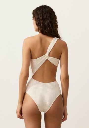 Слитный купальник