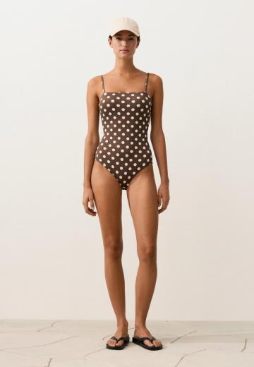 Слитный купальник