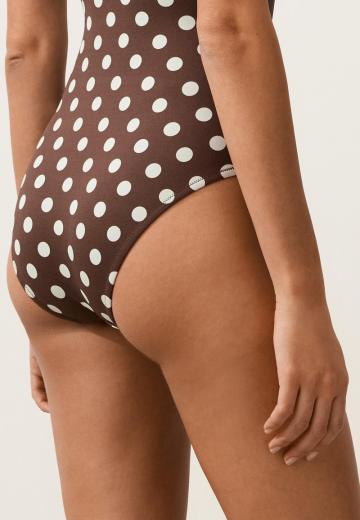 Слитный купальник